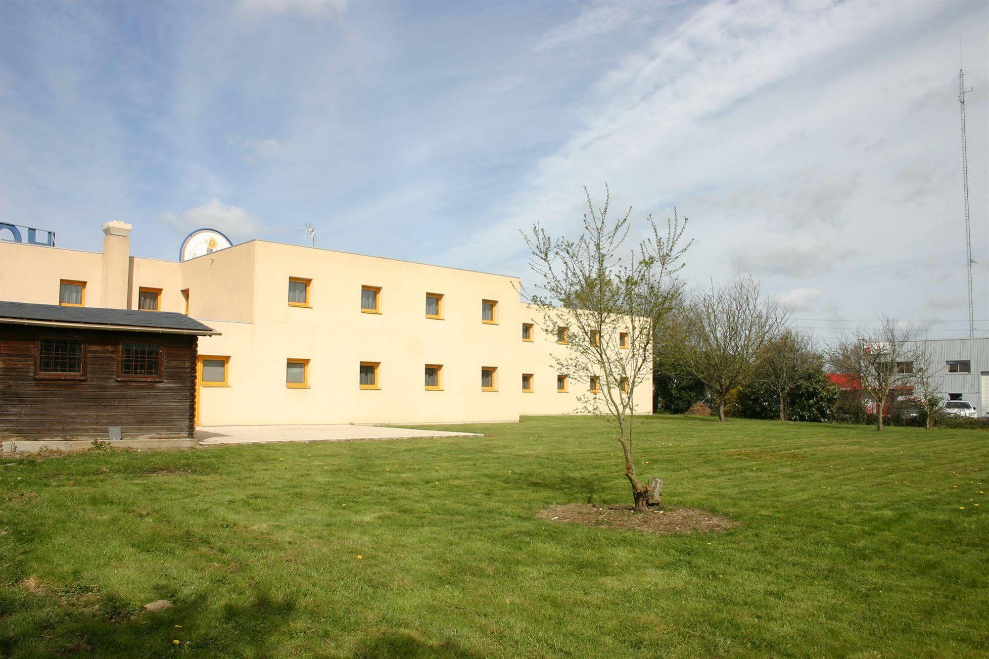 B&B Hotel Angers Parc Expos Verrieres-en-Anjou Esterno foto