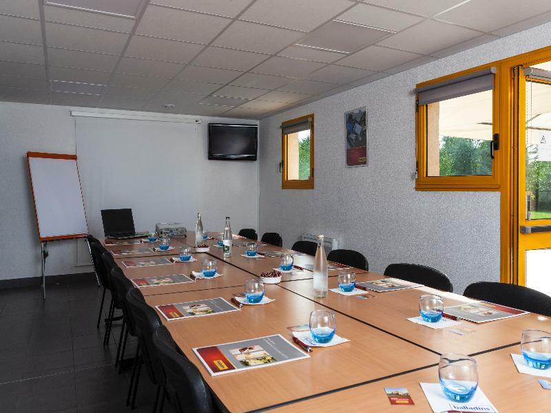 B&B Hotel Angers Parc Expos Verrieres-en-Anjou Esterno foto
